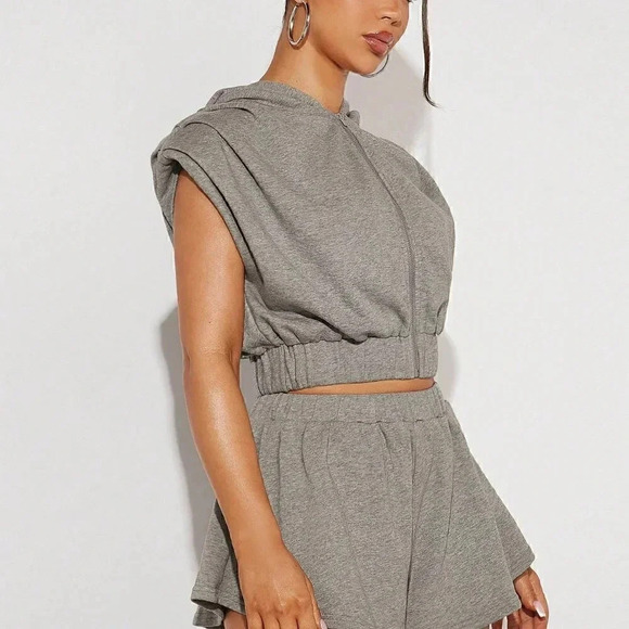 Light Grey Casual Womens Zip Sleeveless Hoodie & Shorts Set - Picture 5 of 5